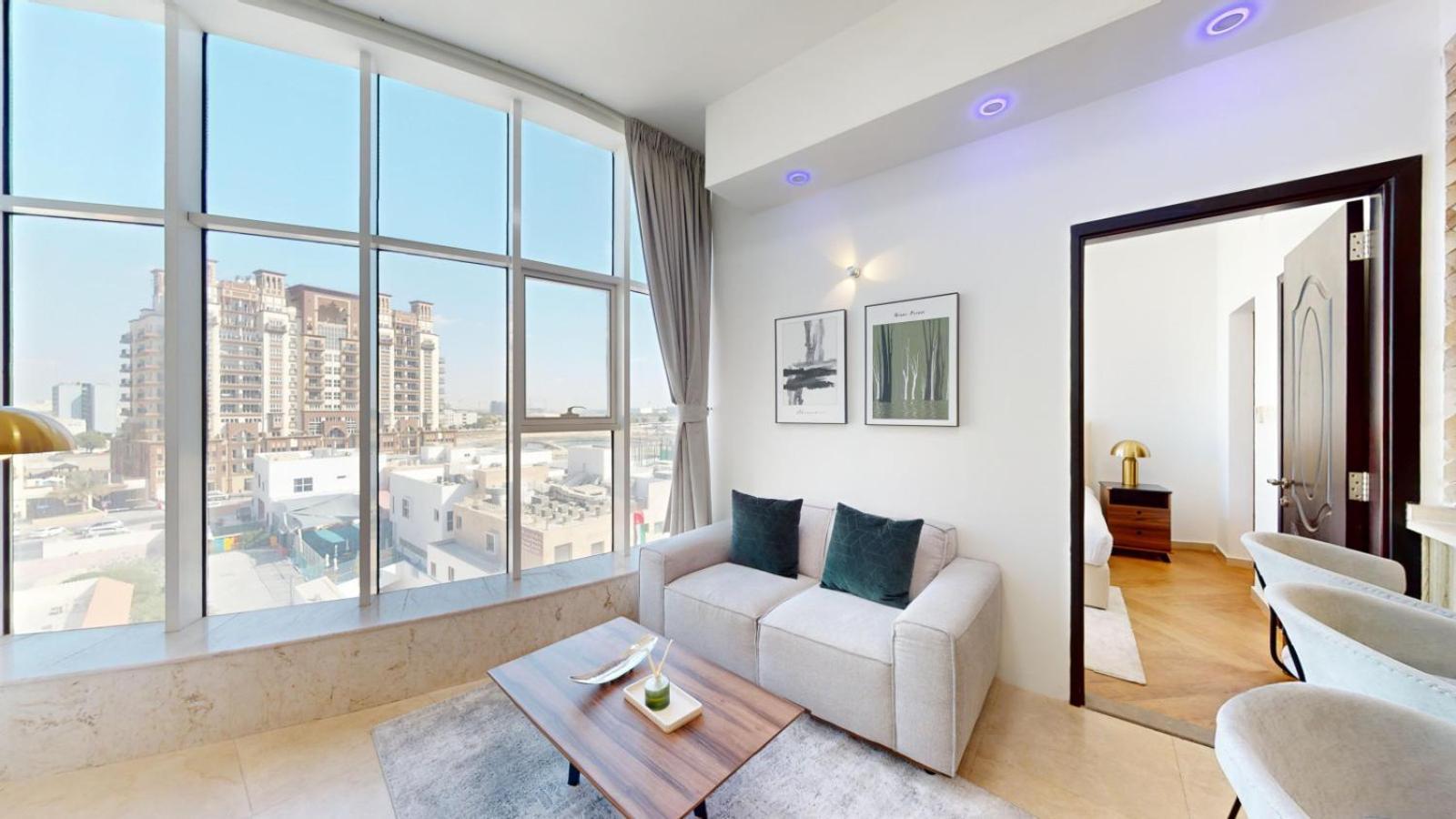 Zenith Tower A2 - Colourful One Bedroom * Dubai